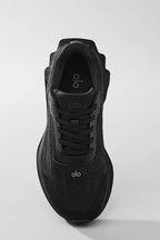 Sneaker runner